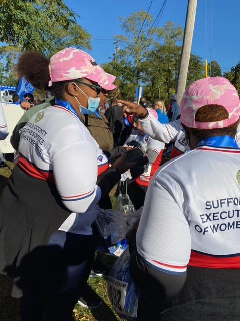 image of women and veterans in suffolk county's marathon