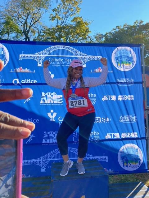 image of women and veterans in suffolk county's marathon